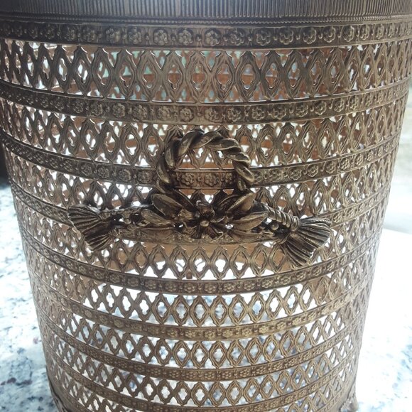 Vtg. Gold Filigree Trash Can Cover. MCM Hollywood Regency Waste Basket Cover - Picture 5 of 7
